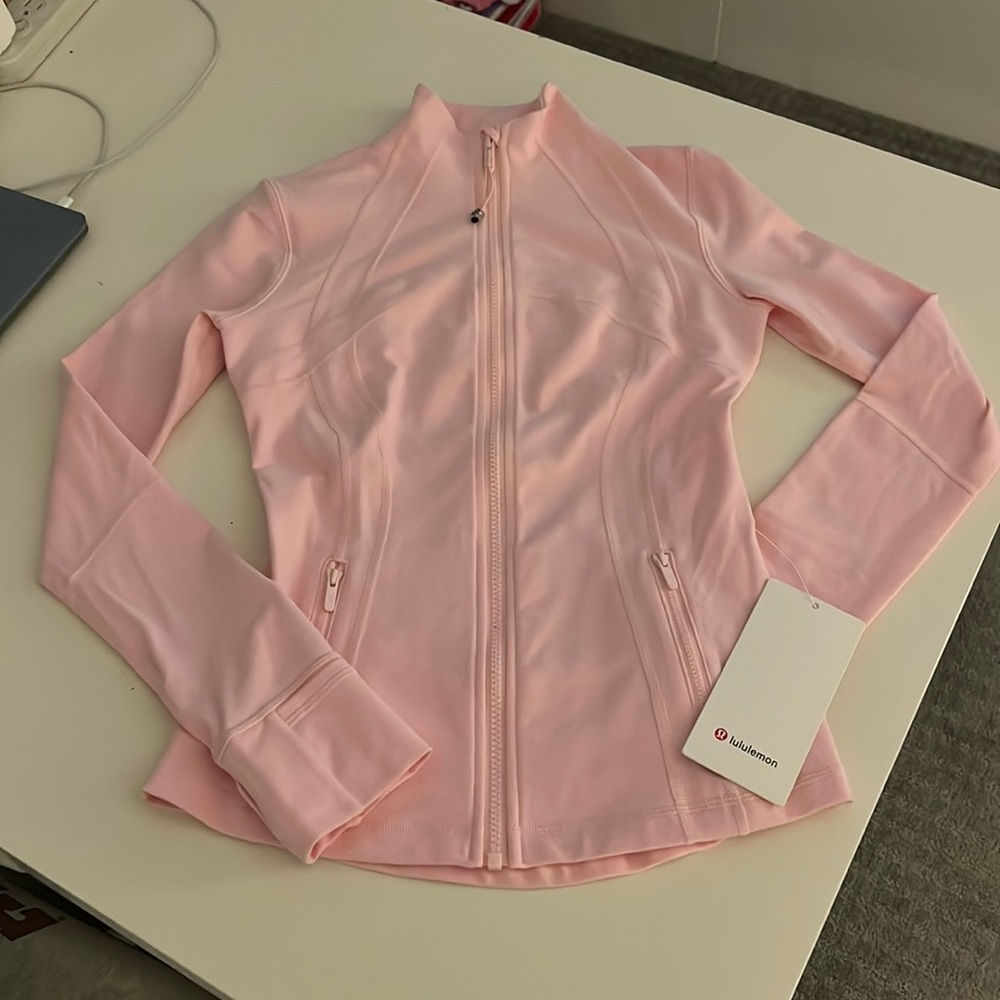 Lululemon Define Jacket, rare strawberry milkshake pink, size 4, BBL lulu jacket